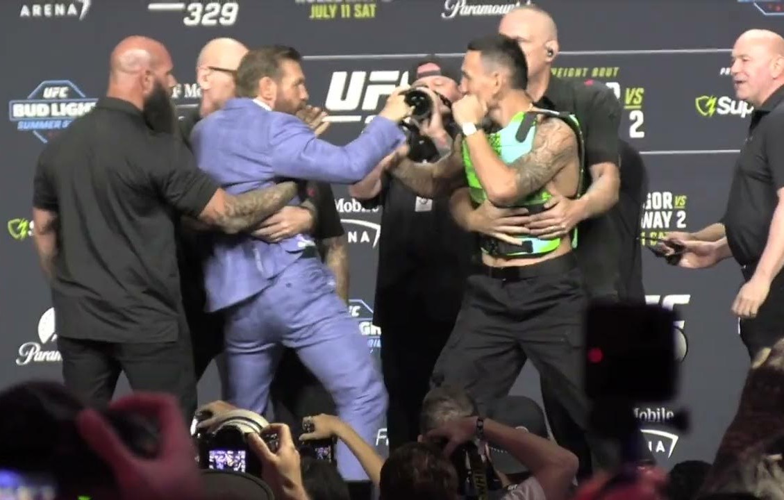 Конор Макгрегор - Макс Холлоуэй: ставки и прогнозы на бой UFC