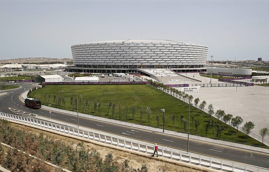 Финал Лиги Европы: Баку - не самое лучшее место для финала?