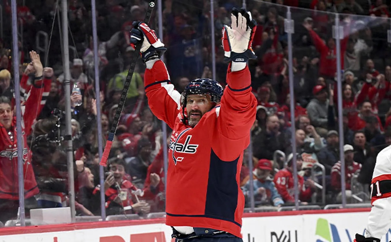 Александр Овечкин забьет 1000-й гол в одном из следующих двух матчей - кэфы 2,3 и 3,5