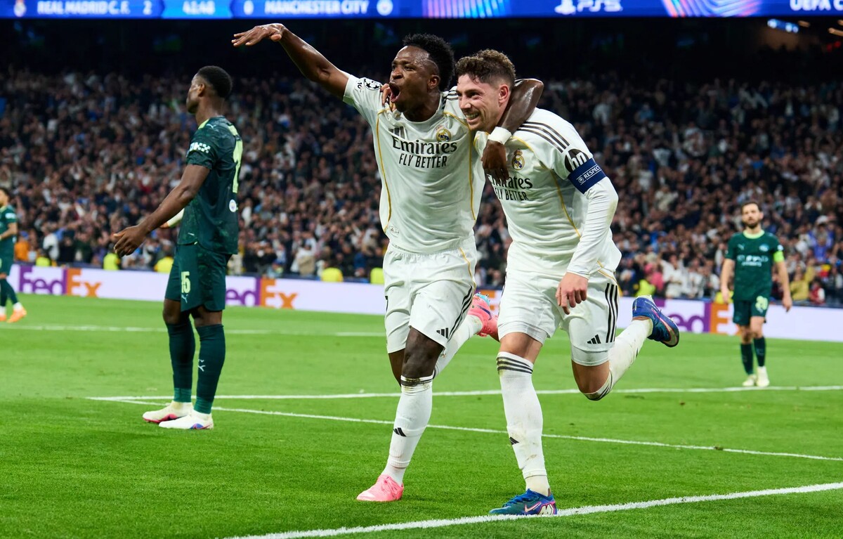 Гости выиграют хотя бы один матч сегодня в 1/8 финала Лиги чемпионов? Кэфы 3,08; 5,85; 6,3 и 10,5 на сегодня