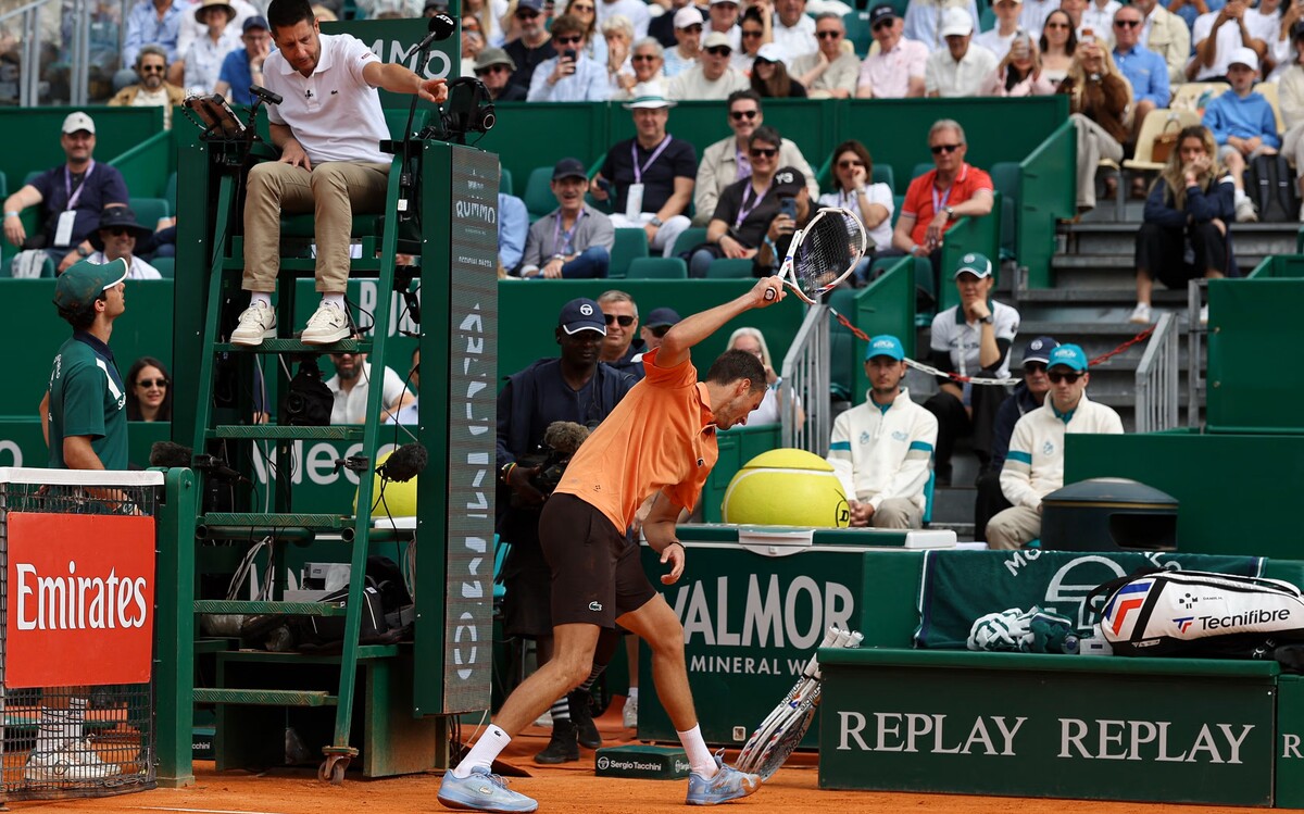 Исторический провал: Даниил Медведев проиграл со счетом 0:6, 0:6. Залетел кэф 7700