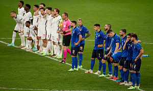 Отбор на Евро-2024: Италия - Англия. Снова унылый футбол и ТМ(2,5)?