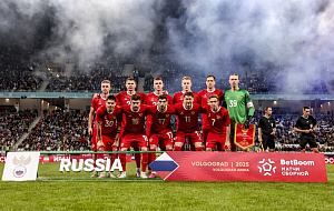 Россия - Боливия. Сколько голов влетит в ворота боливийцев? Ставки и прогнозы на товарищеский матч (14.10.25)